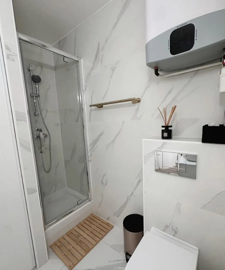 Charmant Studio Avec Balcon Paris Daire