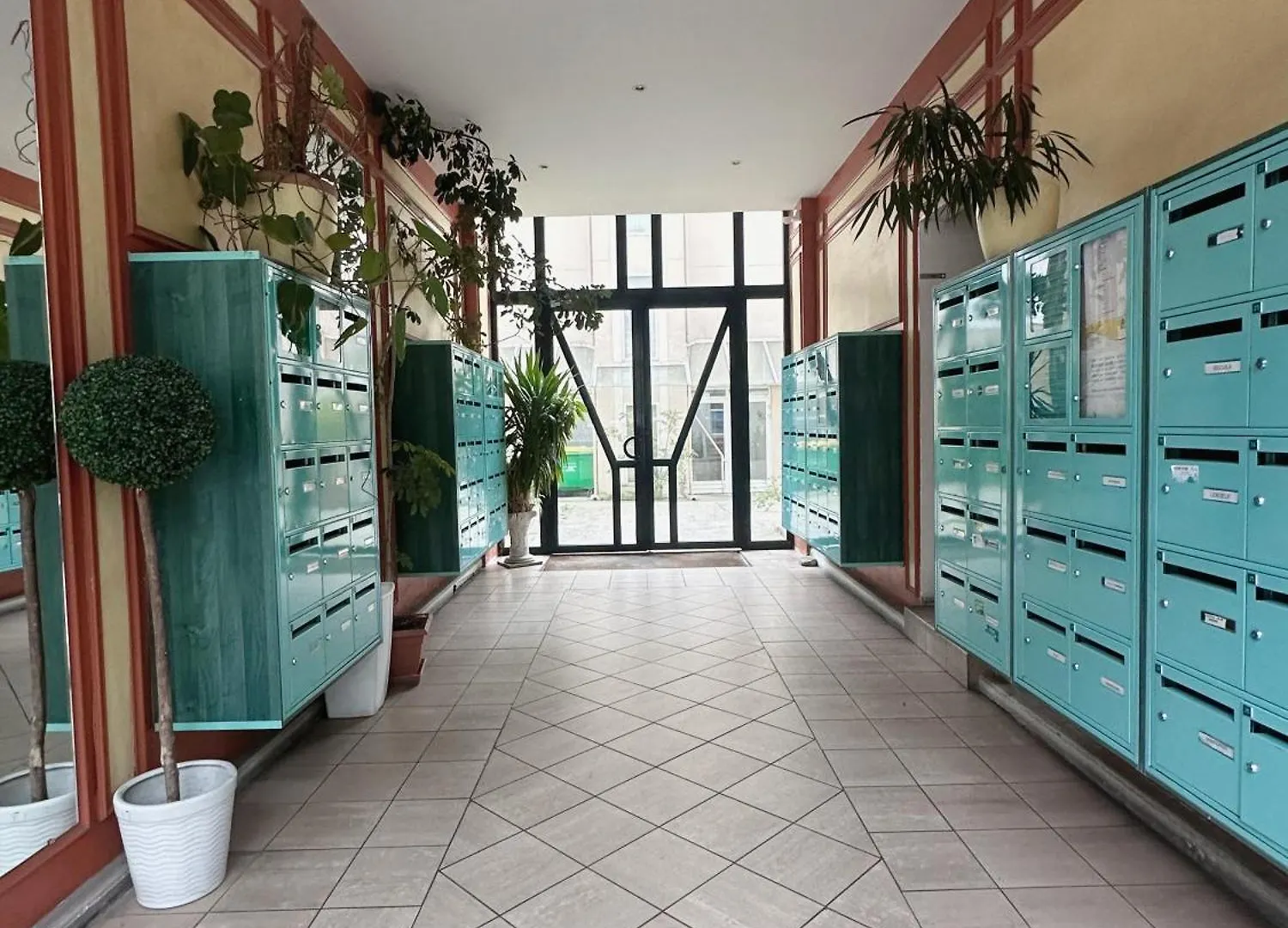 Charmant Studio Avec Balcon Paris France