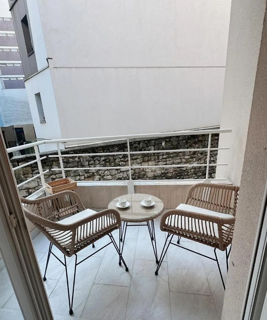 Charmant Studio Avec Balcon Parigi