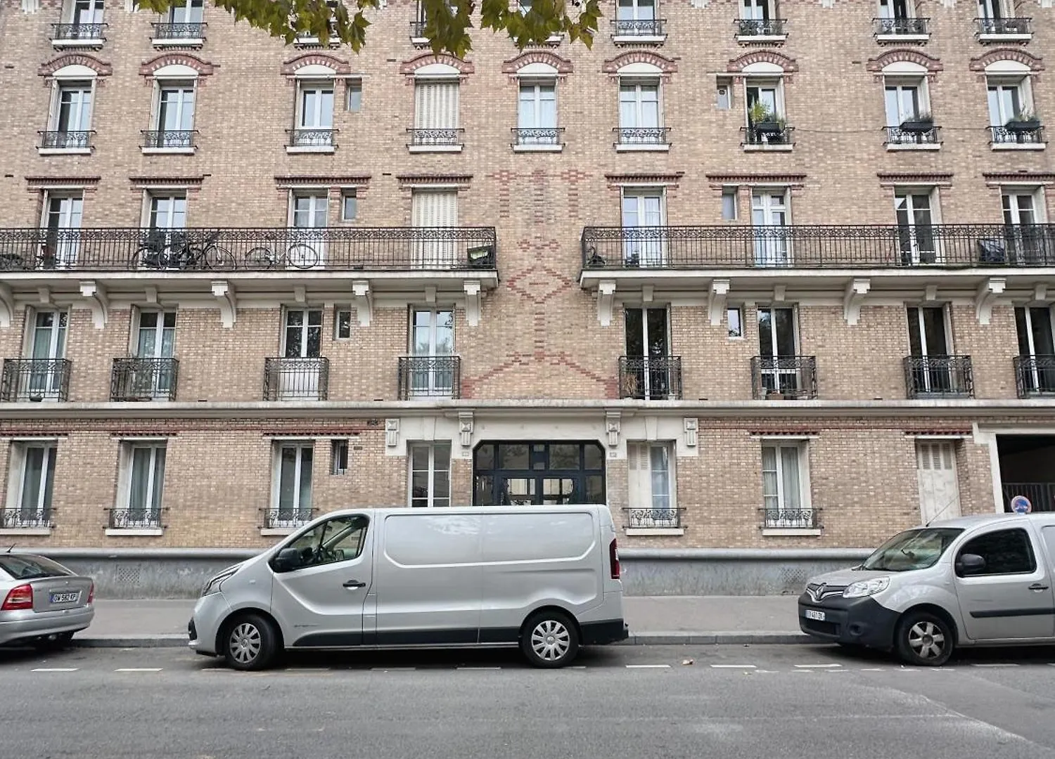 Charmant Studio Avec Balcon Parigi Appartamento